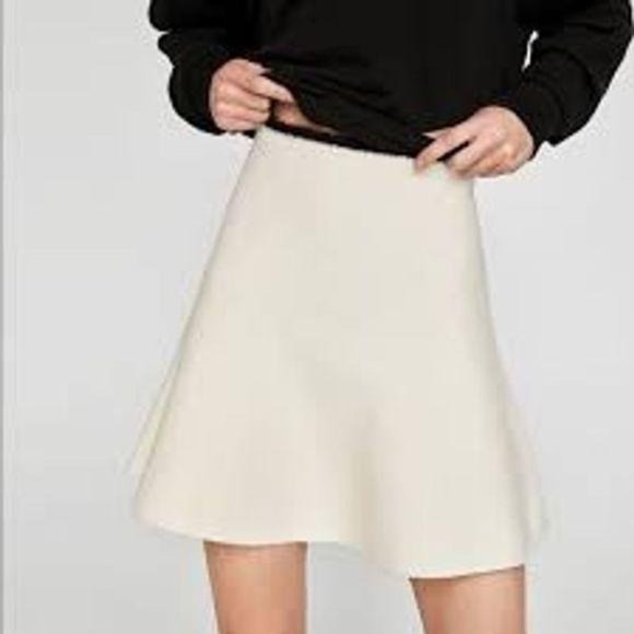 Zara Dresses & Skirts - NWT Zara White Knit A Line Mini Skirt SM